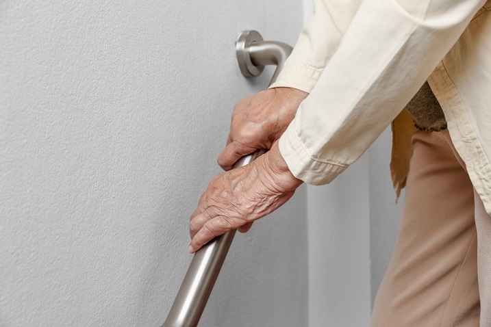 staying-safe-preventing-falls-for-seniors-at-home